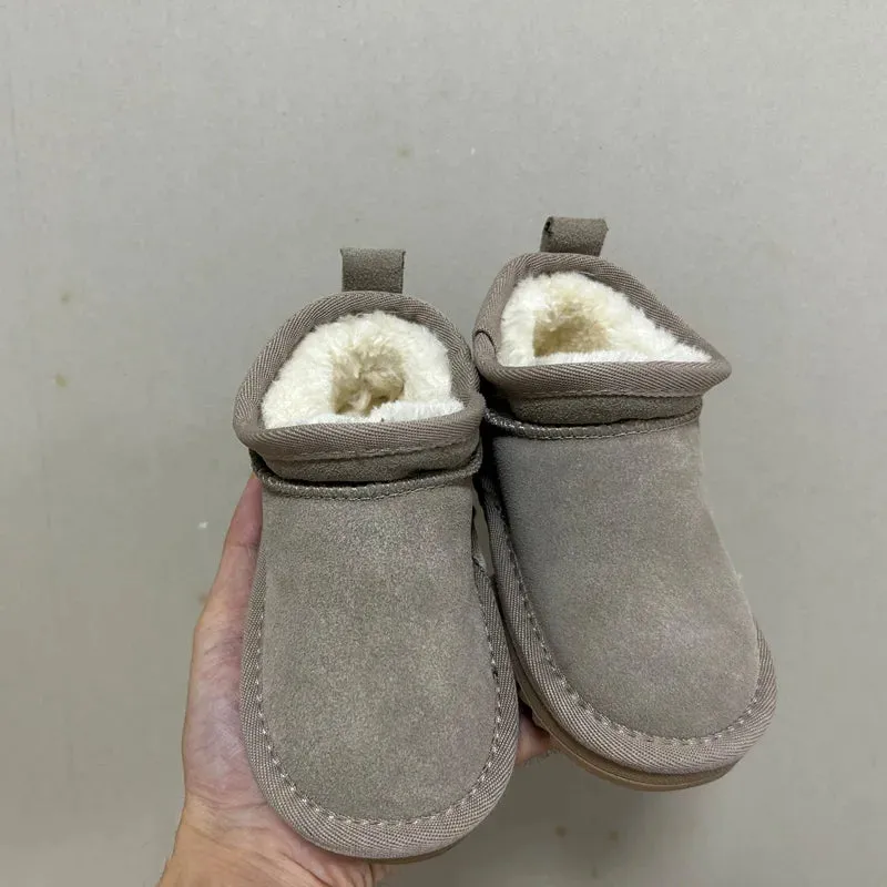 Cozy Toddler Winter Boots with Bow Accent