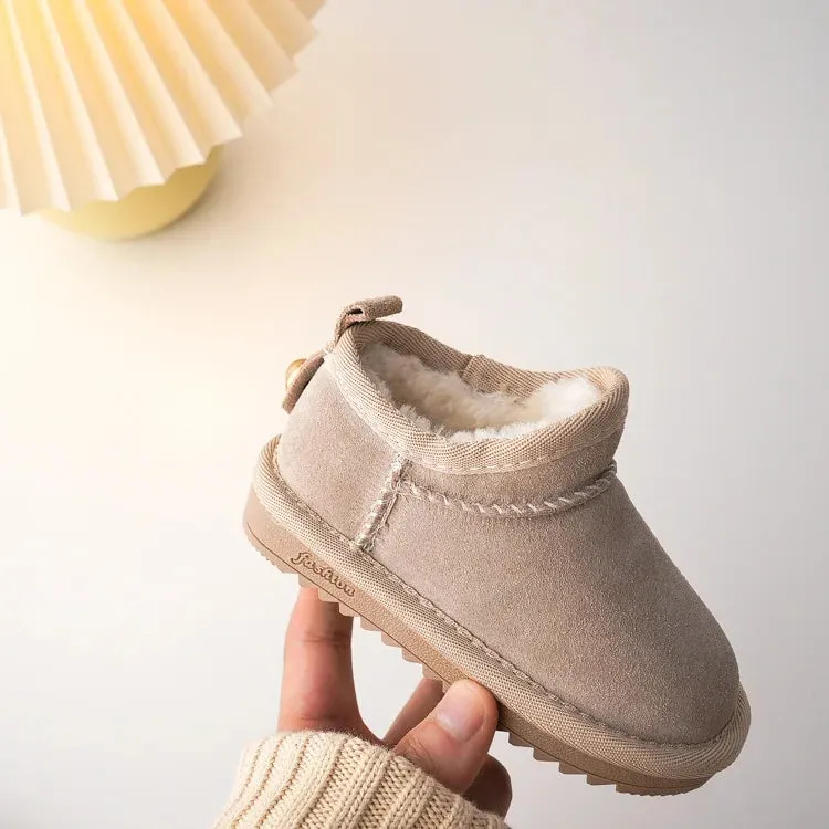 Cozy Toddler Winter Boots with Bow Accent