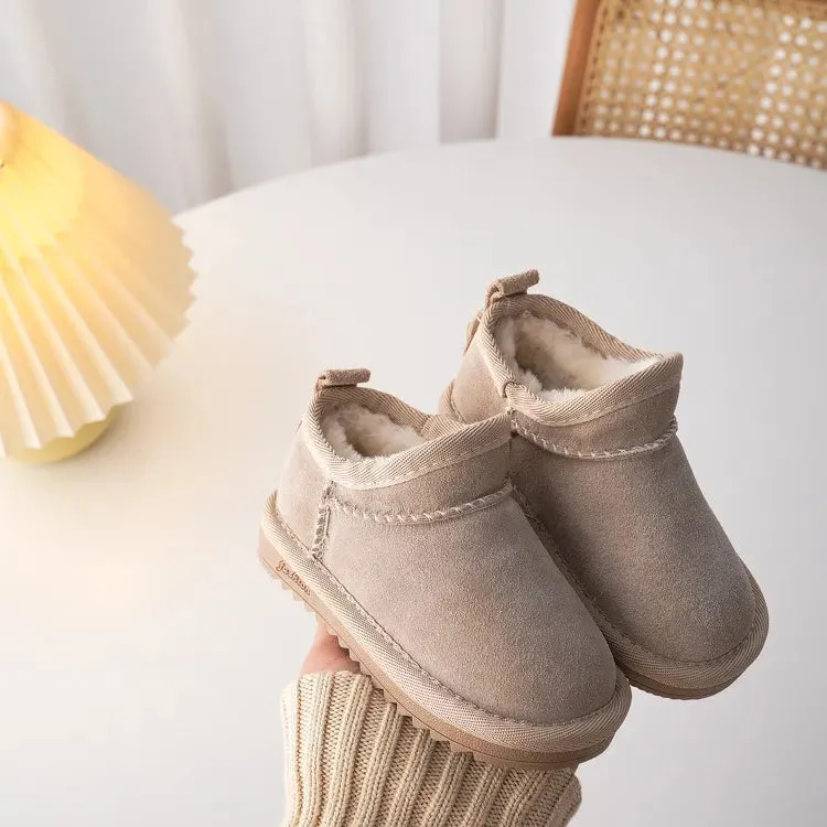 Cozy Toddler Winter Boots with Bow Accent