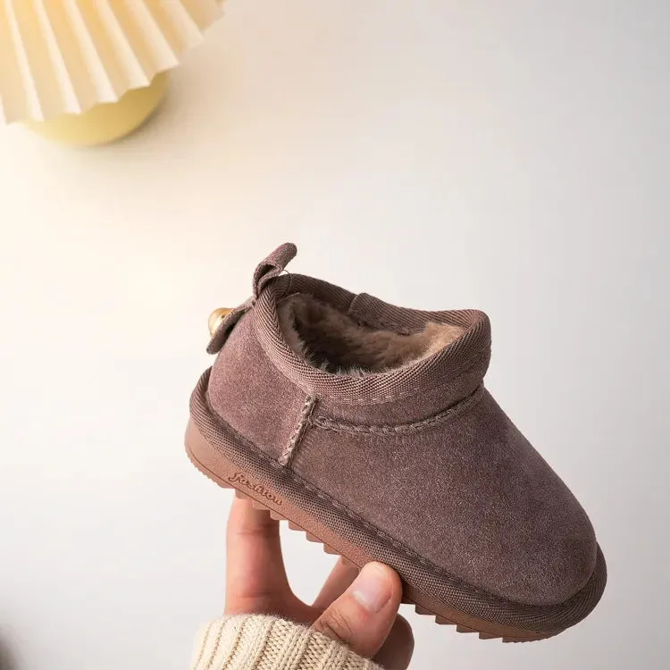 Cozy Toddler Winter Boots with Bow Accent