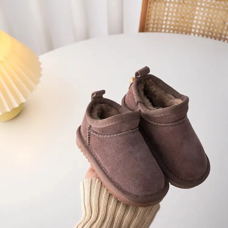 Cozy Toddler Winter Boots with Bow Accent