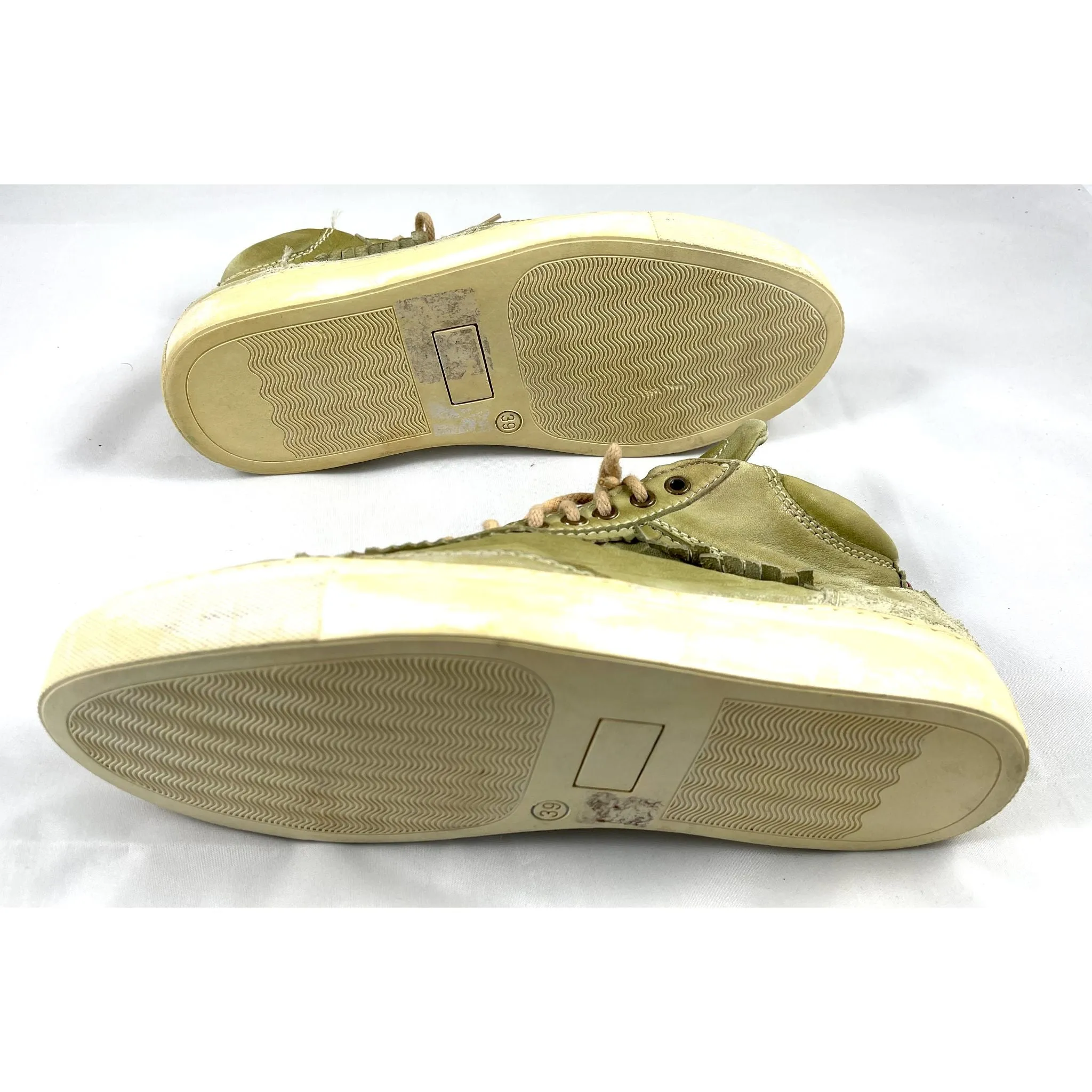 Khatia Light green High Tops