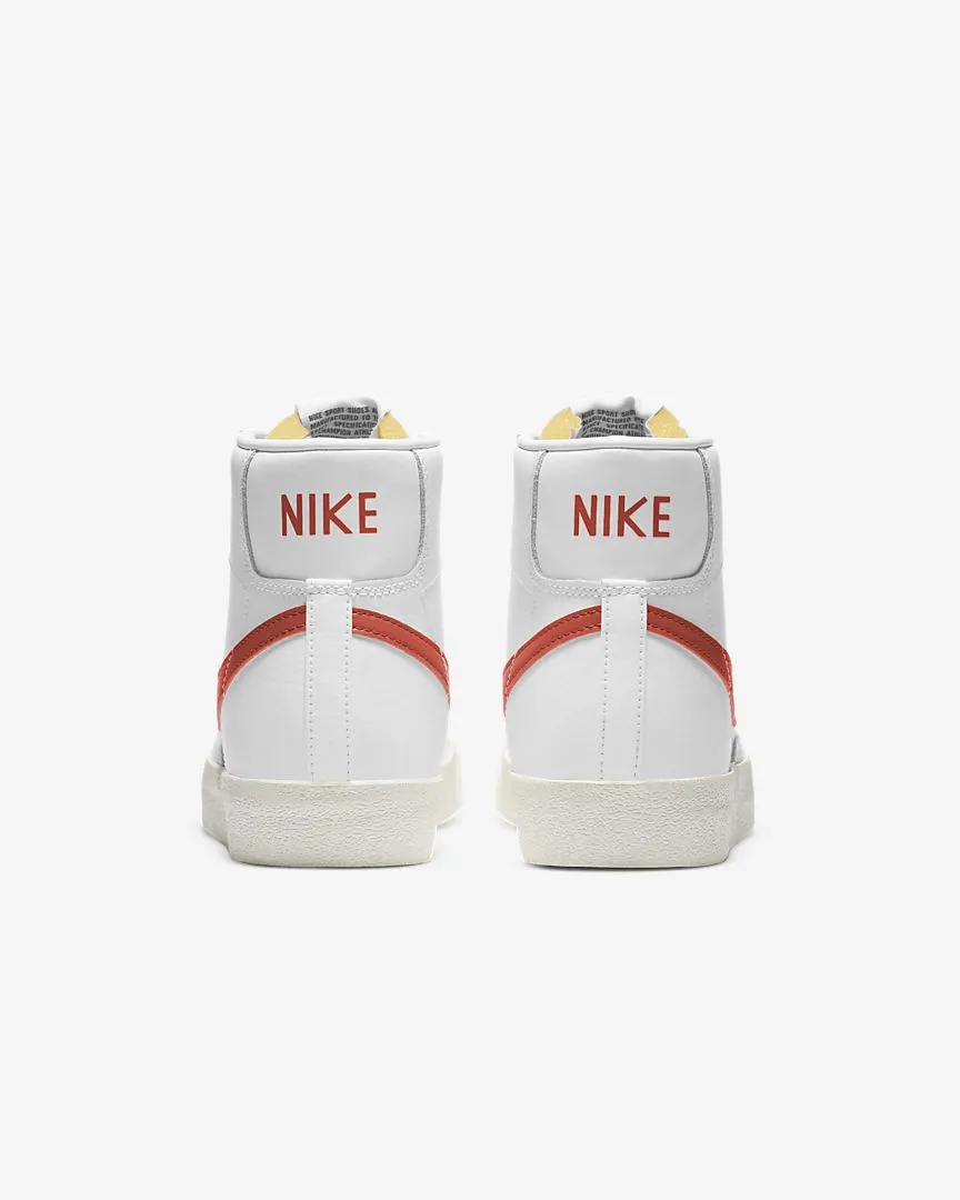 Nike Blazer Mid '77 Vintage White Sail Mantra Orange BQ6806-110