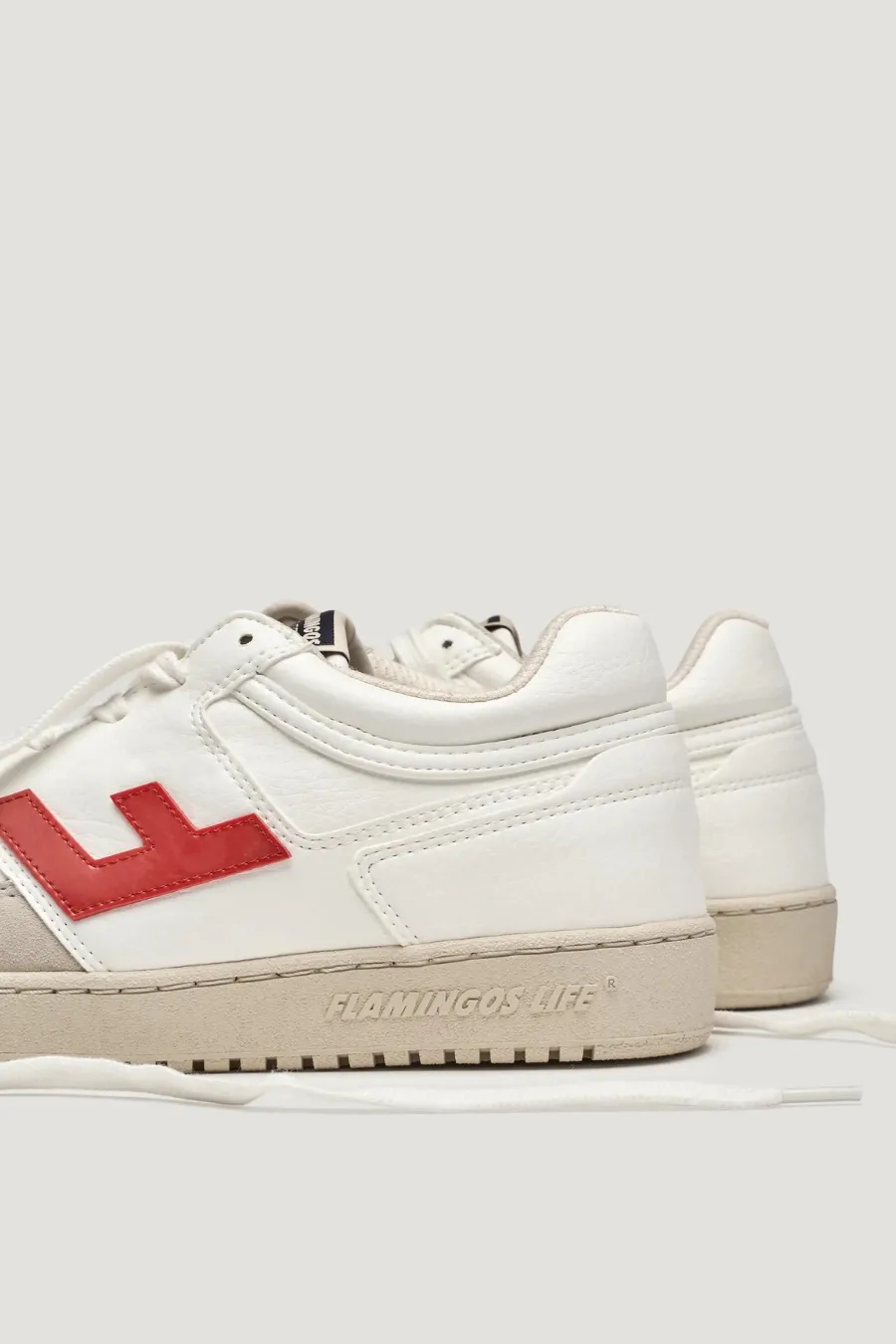 Retro 90s White Rouge Monocolour