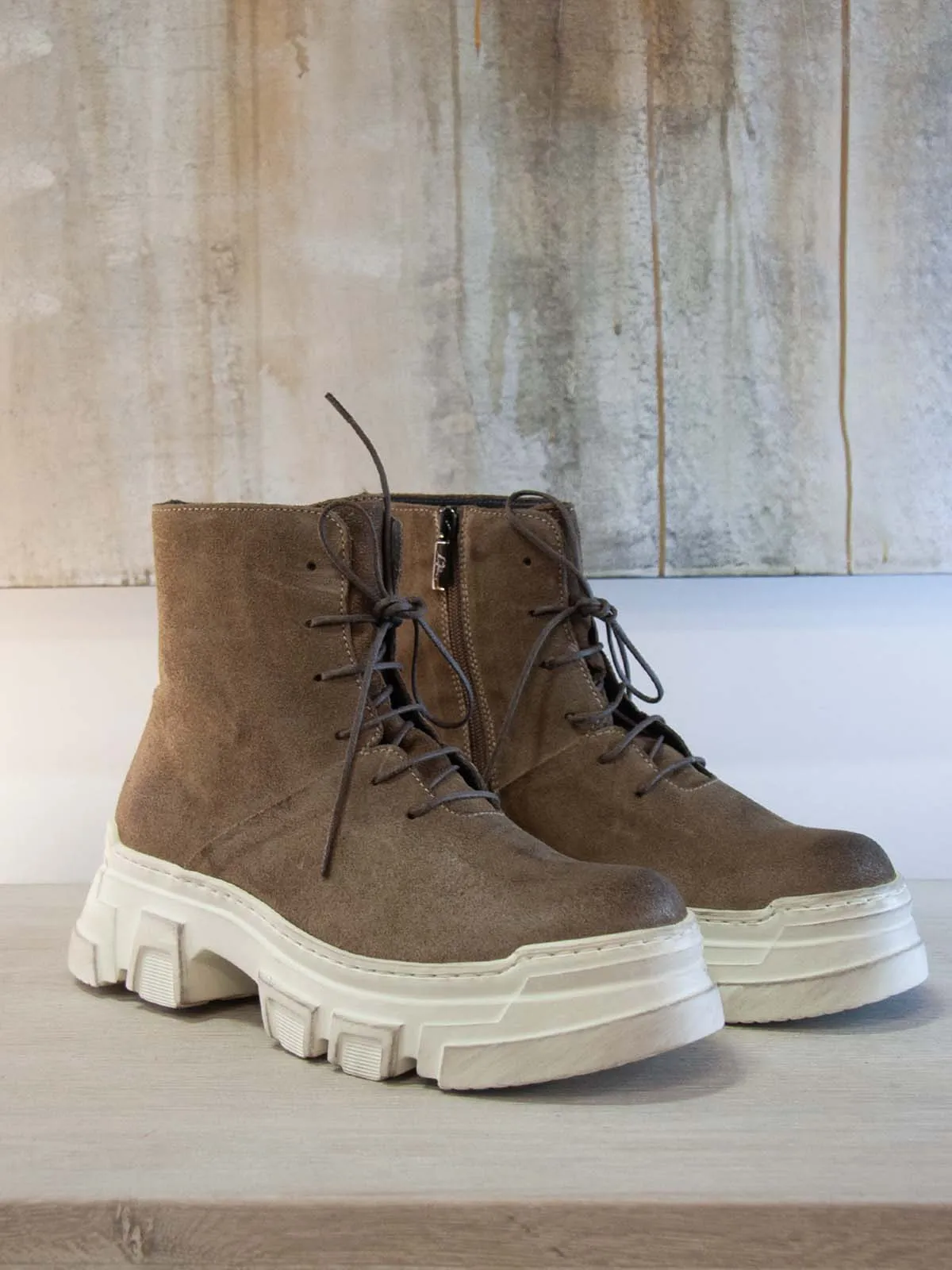 Suede London Boots with Laces