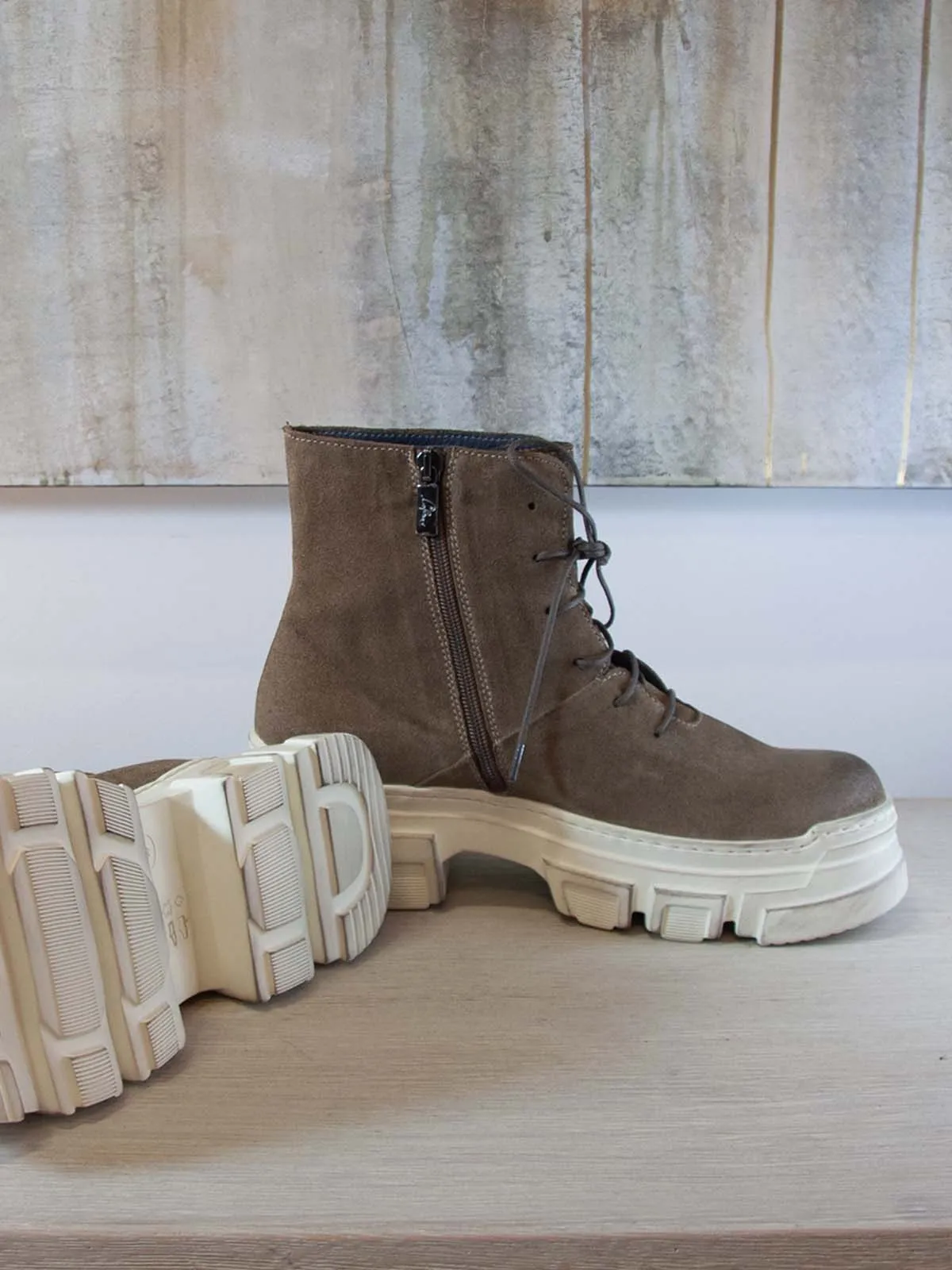 Suede London Boots with Laces
